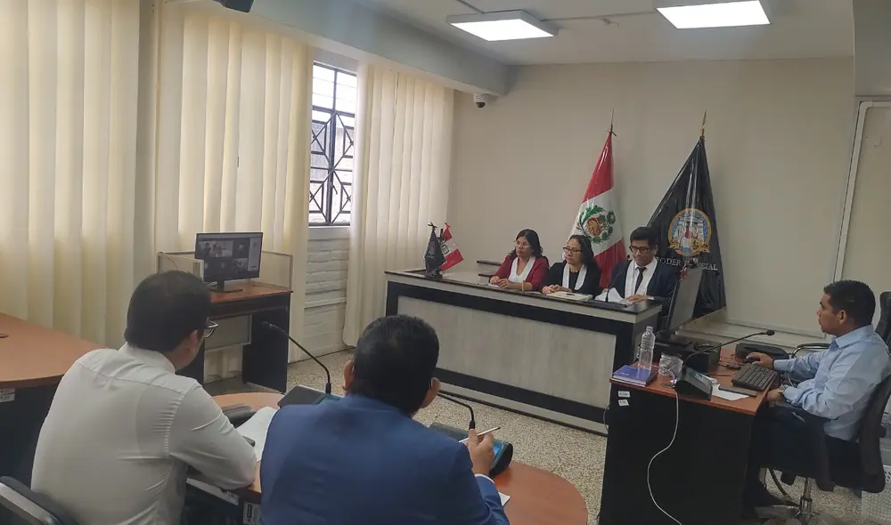 Deberán pagar una reparación civil de 3 mil soles tras ser intervenidos por la policía con un arma calibre 22 y varios objetos incautados.