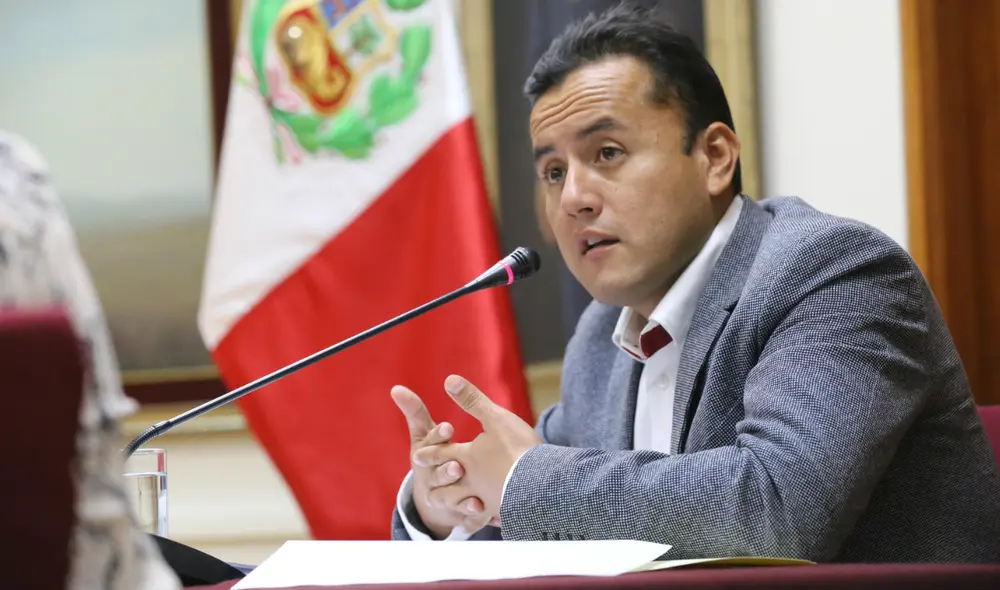 Richard Acuña, hijo de César Acuña, habría invitado a los funcionarios de la Oficialía Mayor. Foto: APP Richard Acuña, hijo de César Acuña, habría invitado a los funcionarios de la Oficialía Mayor. Foto: APP