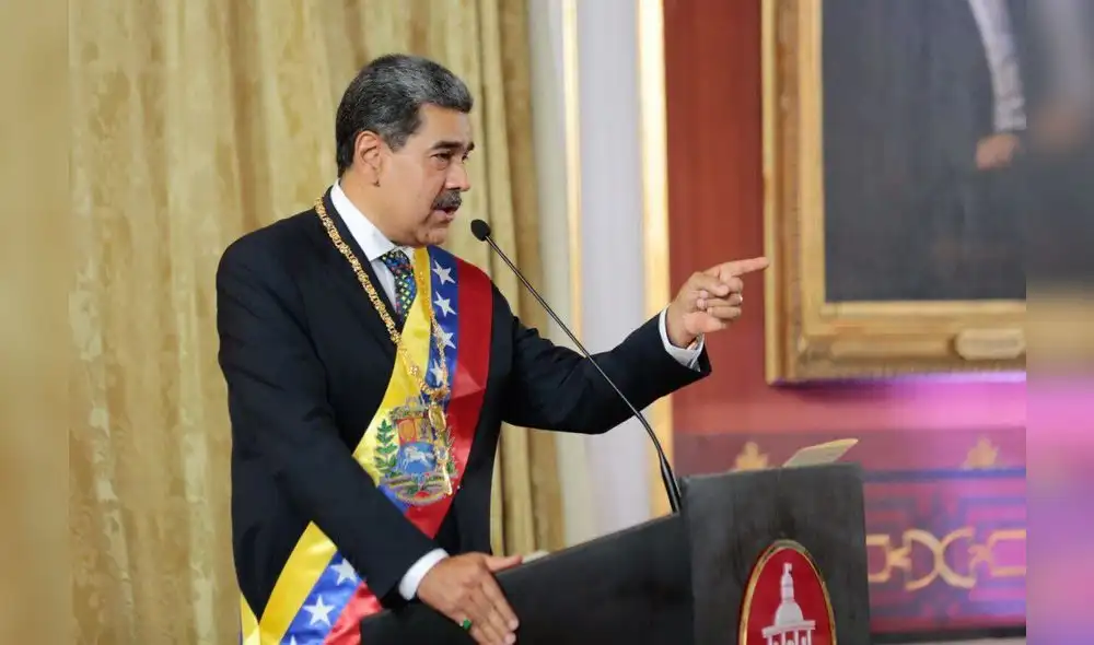Nicolás Maduro destacó que su poder "emana del pueblo" y prometió estabilidad frente a la crisis económica. Foto: Telegram/Freddy Ñáñez.