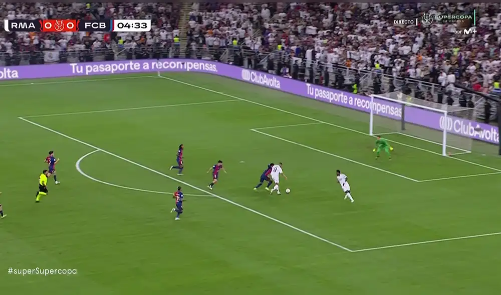 Real Madrid y Barcelona se enfrentan en Yeda. Foto: captura de Movistar