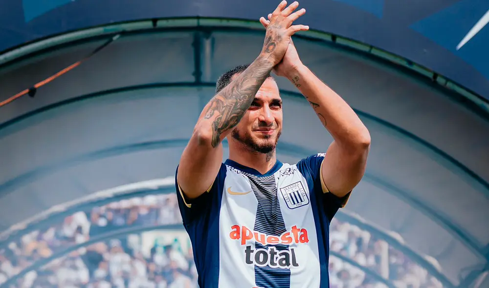 Miguel Trauco firmó contrato con los íntimos hasta fines del 2026. Foto: Alianza Lima