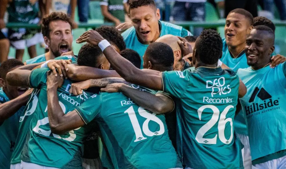 Deportivo Cali y Emelec jugaron por la Noche Verdiblanca. Foto: Deportivo Cali Deportivo Cali y Emelec jugaron por la Noche Verdiblanca. Foto: Deportivo Cali