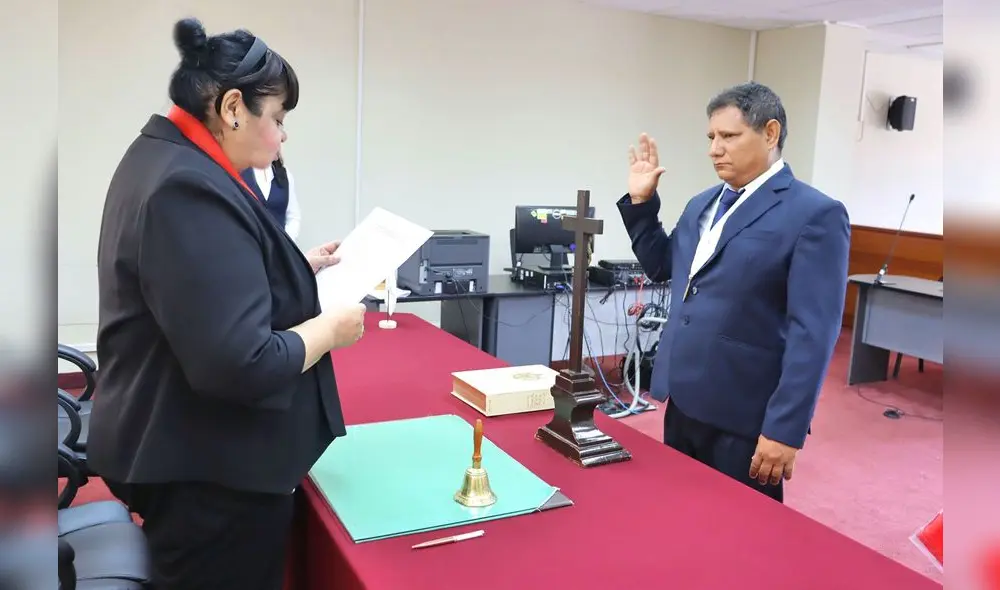 El acto, subraya el compromiso de Palomino Barranzuela con el fortalecimiento del sistema judicial en su jurisdicción. El acto, subraya el compromiso de Palomino Barranzuela con el fortalecimiento del sistema judicial en su jurisdicción.