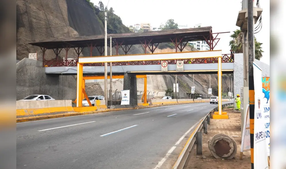 Con la llegada del verano, se espera que estos pórticos mejoren el flujo vehicular y protejan a los bañistas y turistas. Foto: Andina.