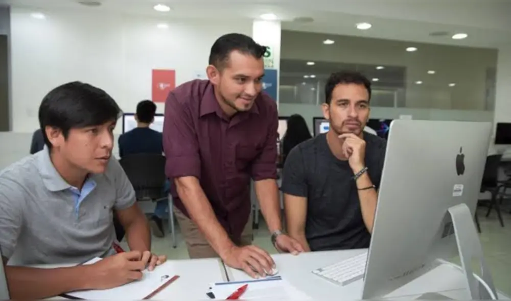 Miles de personas podrán capacitarse con la implementación de estos cursos gratuitos. Foto: Andina