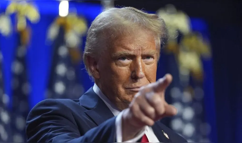 Donald Trump inicia con los despidos y genera preocupación en el congreso. Composición: Lr/CNN Donald Trump inicia con los despidos y genera preocupación en el congreso. Composición: Lr/CNN