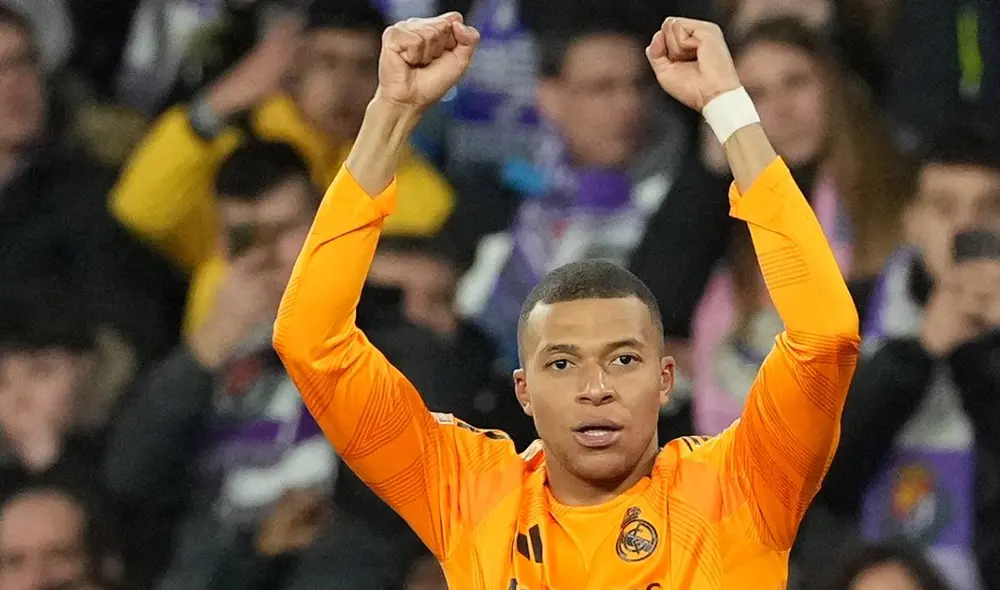 Kylian Mbappé se despachó con un doblete en la victoria del Real Madrid ante Real Valladolid. Foto: AFP