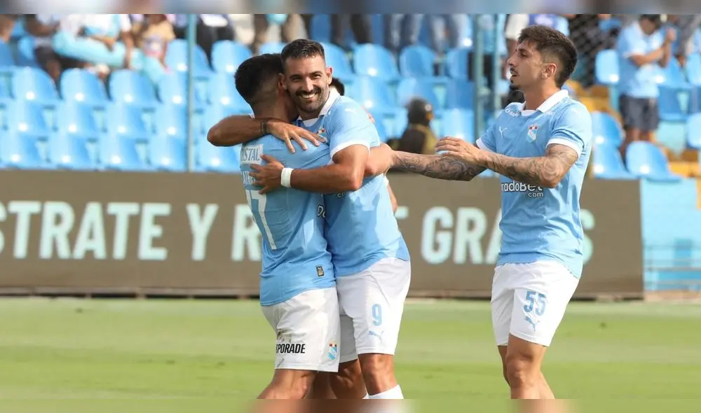 Martín Cauteruccio marcó el primero de Sporting Cristal Martín Cauteruccio marcó el primero de Sporting Cristal