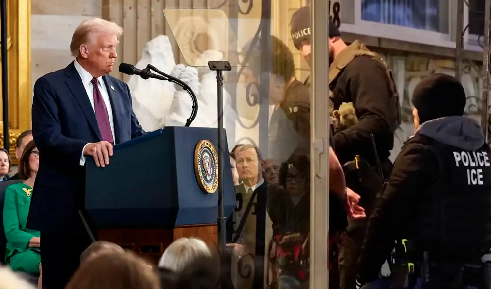 Congregaciones religiosas demandaron a Donald Trump por interferir en la medida que protege a inmigrantes en zonas sensibles. Foto: Composición LR