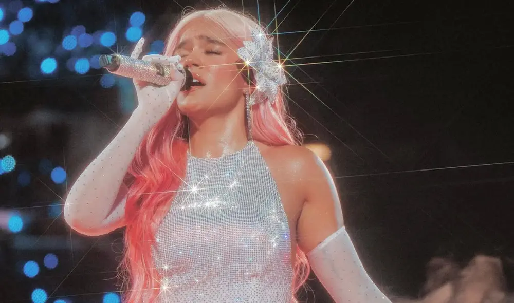 Karol G creó la Fundación Con Cora en 2021 con el objetivo de empoderar a mujeres y niñas. Foto: Instagram de Karol G