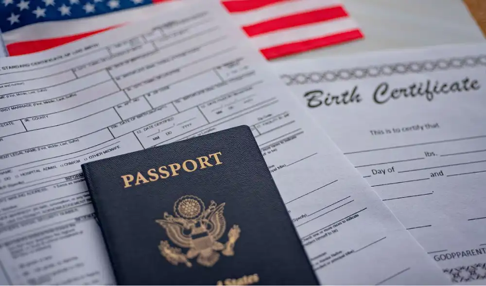 El USCIS ha establecido criterios de residencia para la naturalización, que varían según la situación migratoria de cada solicitante. Foto: El Financiero