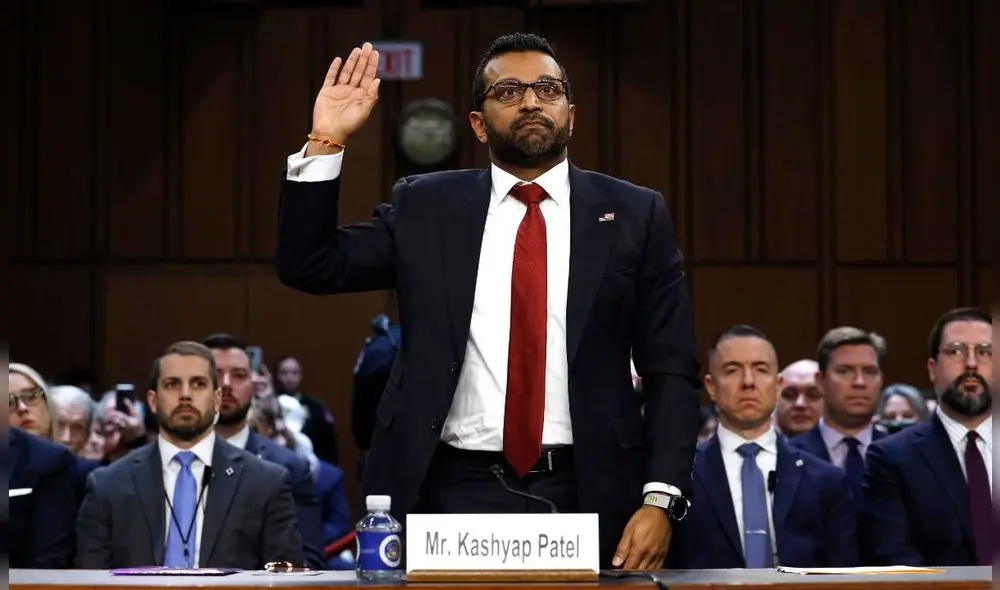 Kash Patel disputa el alto cargo al FBI junto al fiscal general de Missouri, Andrew Bailey. Foto: AFP