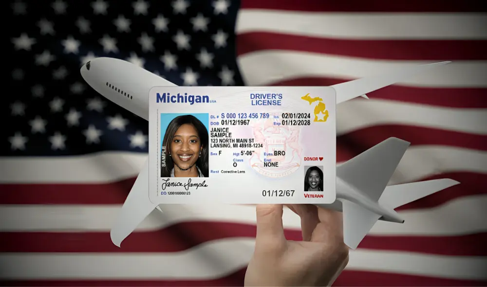 La implementación de la Real ID se vuelve esencial ante la fecha límite del 7 de mayo de 2025, facilitando vuelos domésticos y acceso a edificios federales. Foto: composición LR/difusión