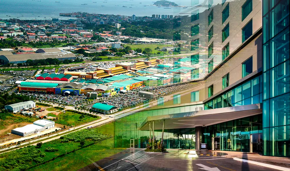 Además de su reciente ampliación que conecta con el Hotel Marriott, el Albrook Mall supera a otros gigantes comerciales en la región. Foto: composición LR/Hotel Mix/difusión. Además de su reciente ampliación que conecta con el Hotel Marriott, el Albrook Mall supera a otros gigantes comerciales en la región. Foto: composición LR/Hotel Mix/difusión.
