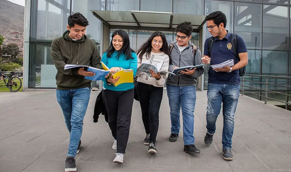 Pronabec lanza becas para estudiantes. Foto: difusión
