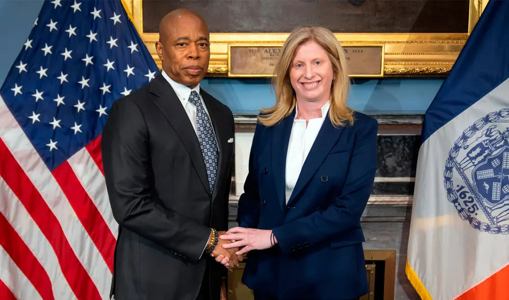 El NYPD creará un nuevo escuadrón en 2025 para abordar la inseguridad en el transporte público de Nueva York, enfocándose en combatir delitos que afectan la calidad de vida. Foto: The Forward