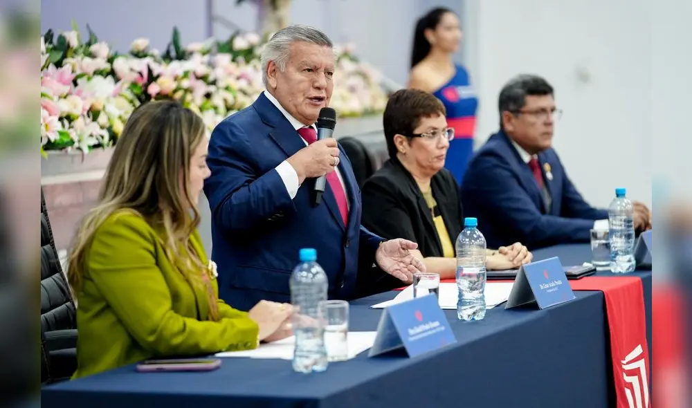 Además, la UCV ha lanzado 10 nuevas carreras para responder a las tendencias actuales del mercado laboral.