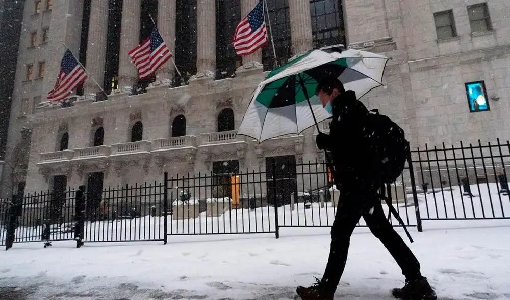 La tormenta podría dejar acumulaciones significativas de hielo y nieve, lo que ocasionará problemas en el suministro eléctrico y afectará el tráfico, según el NWS. Foto: CNN