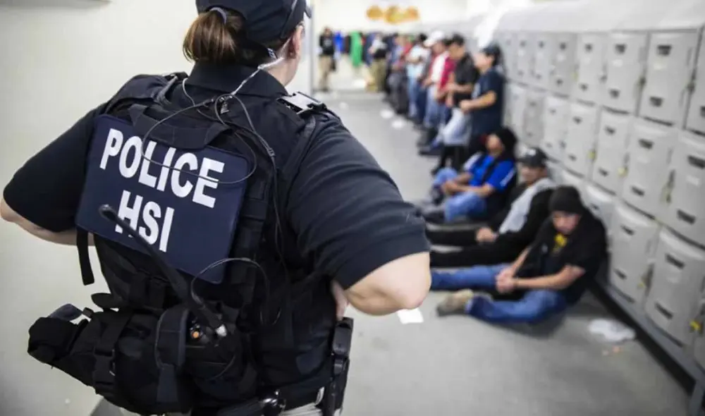 Diversos programas intentan frenar a ICE en Estados Unidos. Composición: Lr/CNN