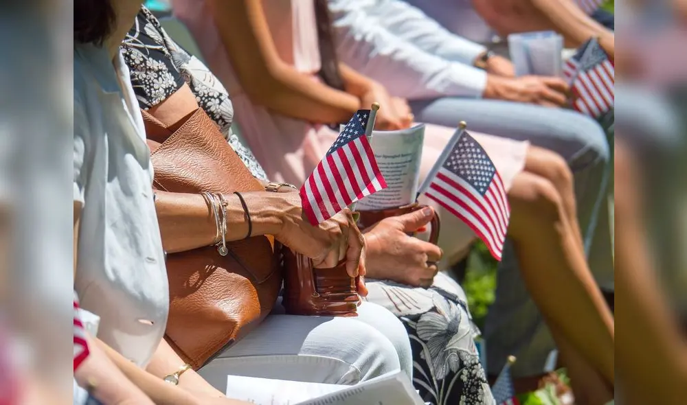 La ciudadanía americana es vital para miles de inmigrantes en USA. Foto: SSA Service