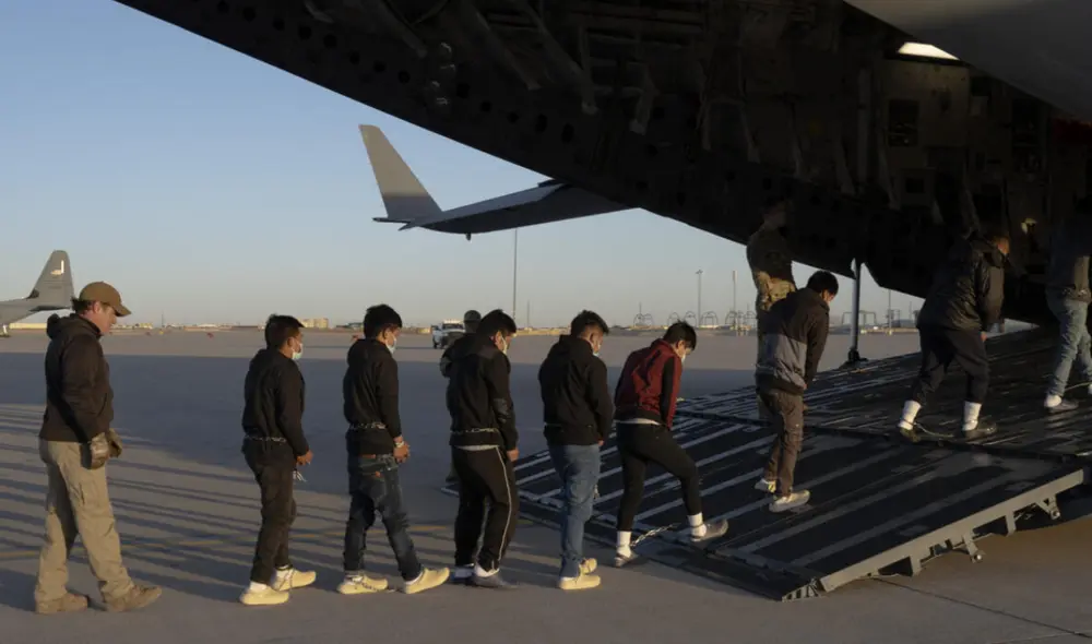 Al ser ciudadano americano puedes ser deportado de EE. UU. por naturalización fraudulenta. Foto: France 24 Al ser ciudadano americano puedes ser deportado de EE. UU. por naturalización fraudulenta. Foto: France 24