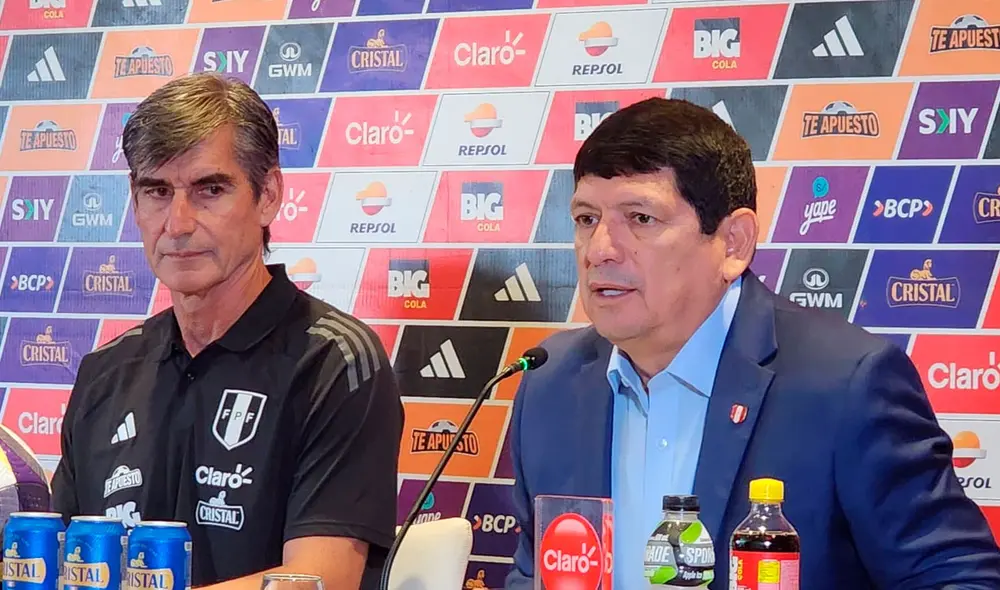 Agustín Lozano estuvo presente en la conferencia de prensa junto a Óscar Ibáñez. Foto: La República/Kevinn García Agustín Lozano estuvo presente en la conferencia de prensa junto a Óscar Ibáñez. Foto: La República/Kevinn García