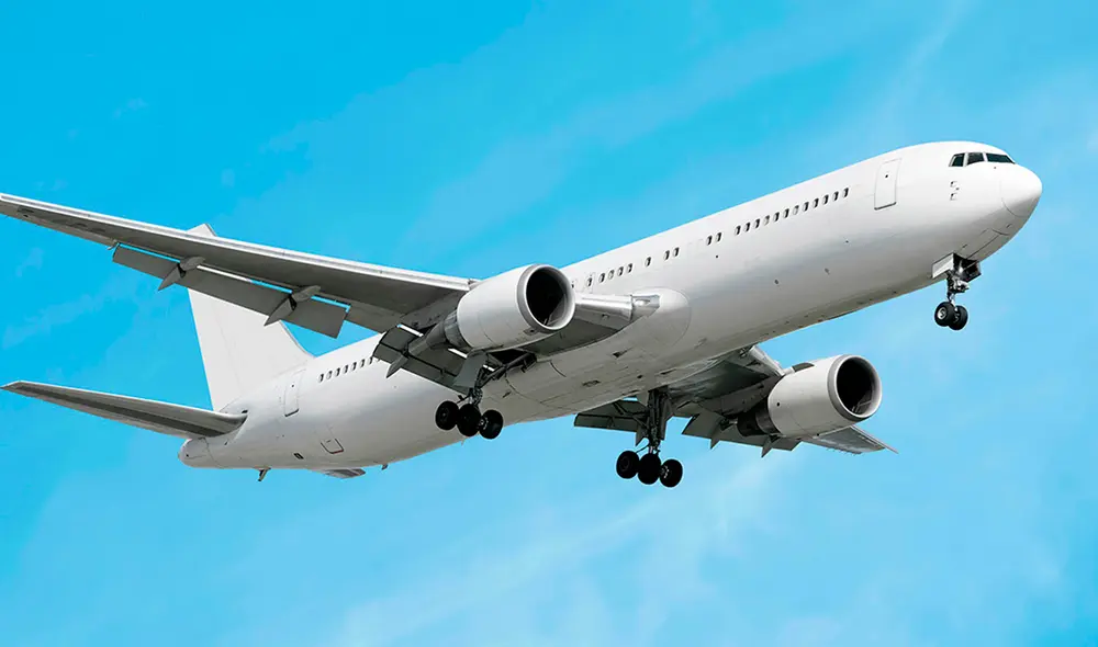 El pasajero, que alteró el orden en el avión, golpeó la puerta de la cabina, lo que llevó a la tripulación a solicitar asistencia policial. Foto: Tripadvisor