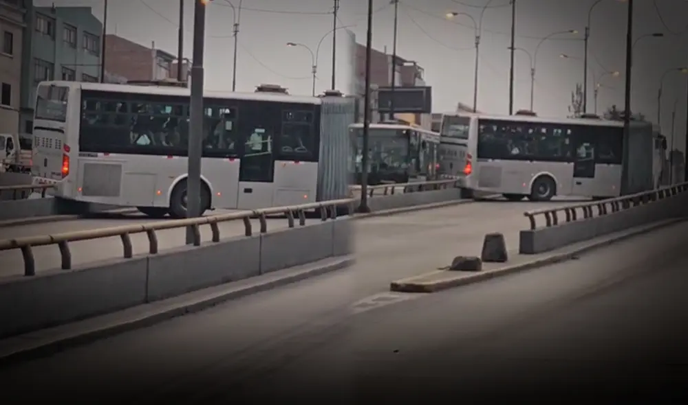 Tras lo sucedido, la vía pudo ser liberada para regularizar el tránsito. Foto: Composición LR