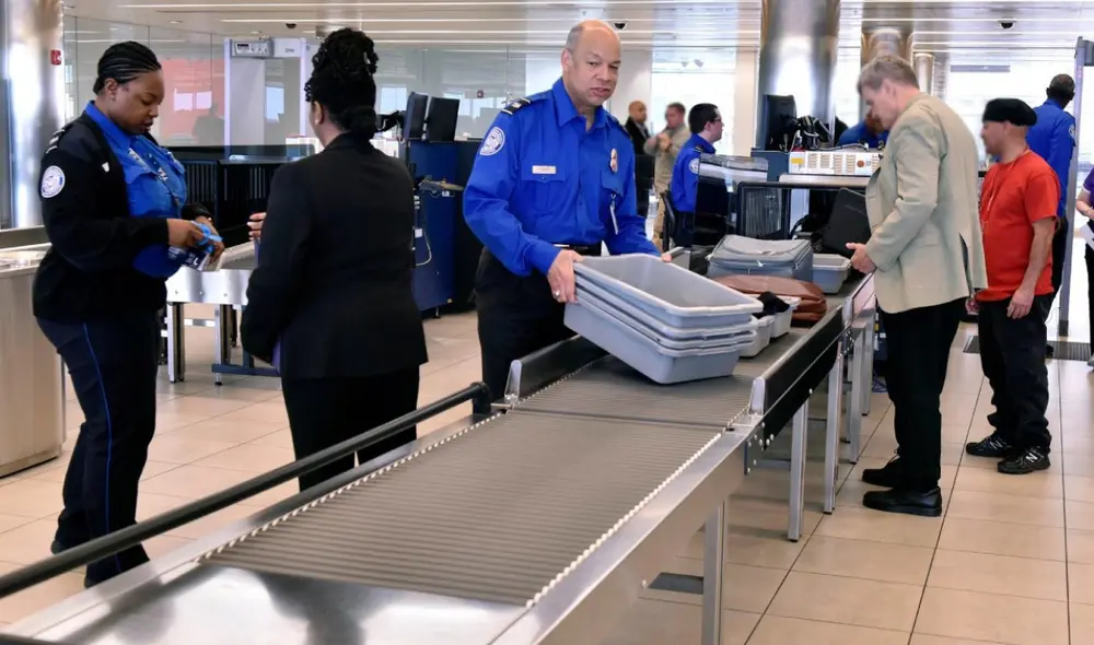 Adquirir artículos confiscados por la TSA puede ser una excelente manera de obtener productos útiles a precios reducidos. Foto: Secret  NYC