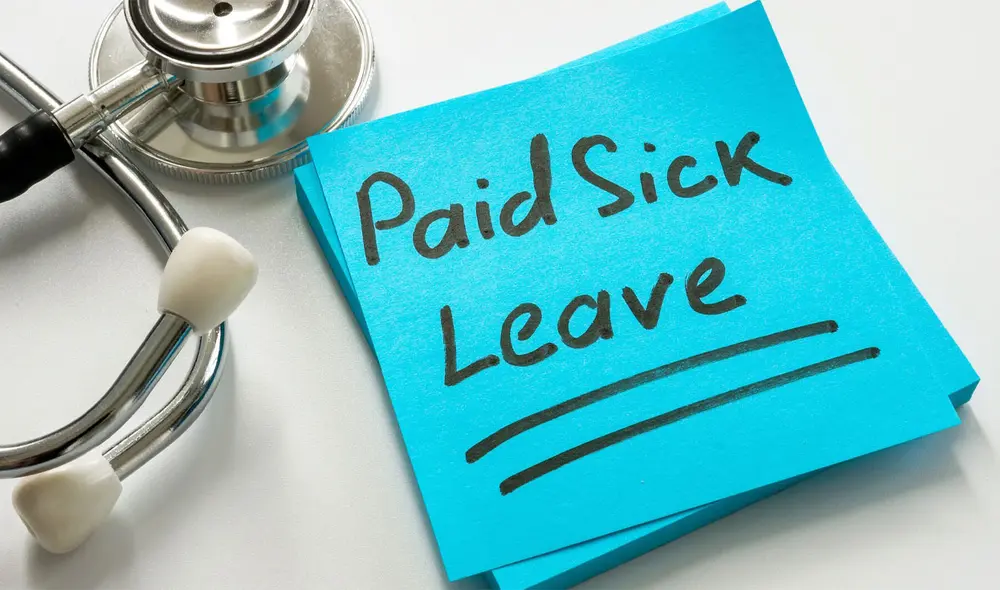 En California, los trabajadores tienen derecho a 40 horas de licencia por enfermedad pagada anualmente, garantizando así su bienestar ante enfermedades y responsabilidades familiares. Foto: Law Blog