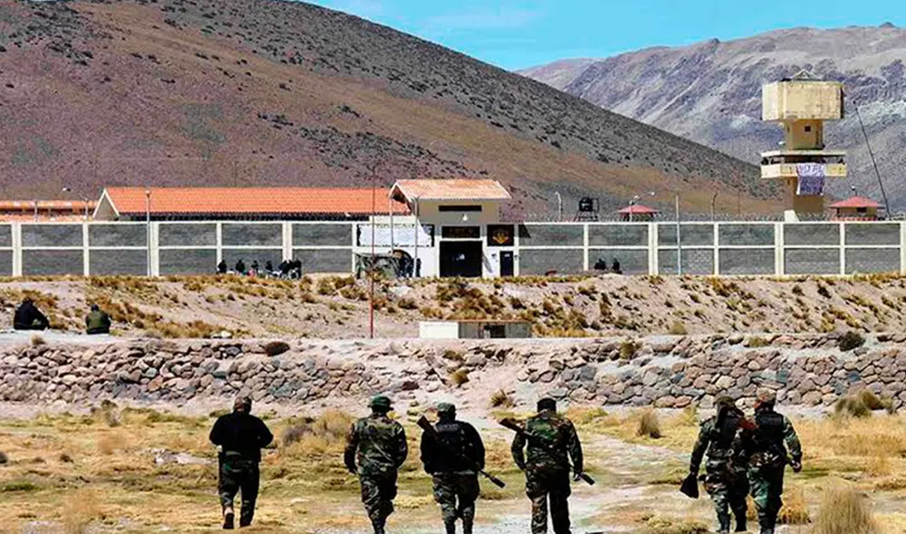 Familiares fueron convocados para el reconocimiento del cuerpo. Foto: Liz Ferrer/La República