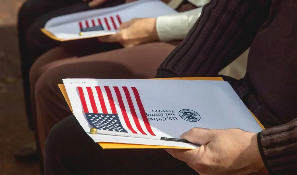 El Gobierno de EE. UU. ofrece recursos en su sitio web USA.gov para ayudar a los inmigrantes a identificar fraudes migratorios. Se recomienda consultar fuentes oficiales y guardar copias de documentos. Foto: Freepik El Gobierno de EE. UU. ofrece recursos en su sitio web USA.gov para ayudar a los inmigrantes a identificar fraudes migratorios. Se recomienda consultar fuentes oficiales y guardar copias de documentos. Foto: Freepik