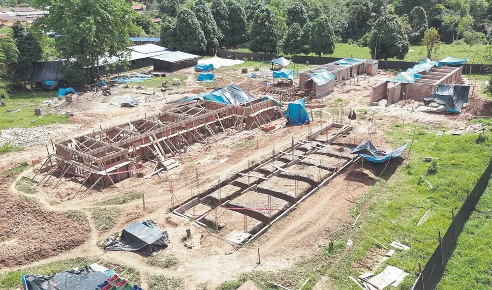 ¿Para cuándo? Las obras ofrecidas por el Minedu avanzan muy lento. En marzo no estarán listas las residencias ni aulas prometidas. La historia de siempre. Foto: LR ¿Para cuándo? Las obras ofrecidas por el Minedu avanzan muy lento. En marzo no estarán listas las residencias ni aulas prometidas. La historia de siempre. Foto: LR