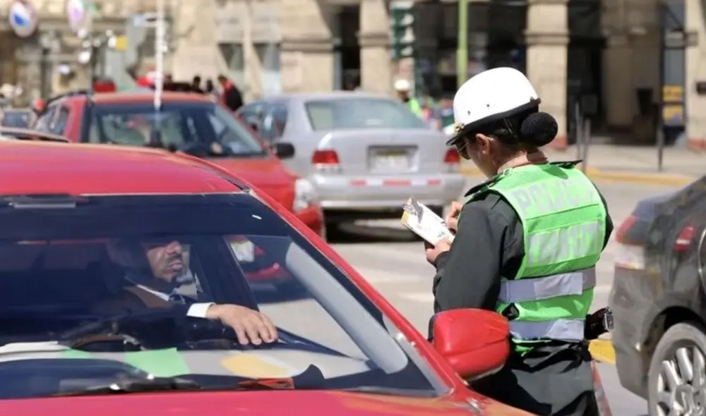 El cinemómetro es la herramienta empleada para colocar papeletas por exceso de velocidad en Perú. Foto: Andina