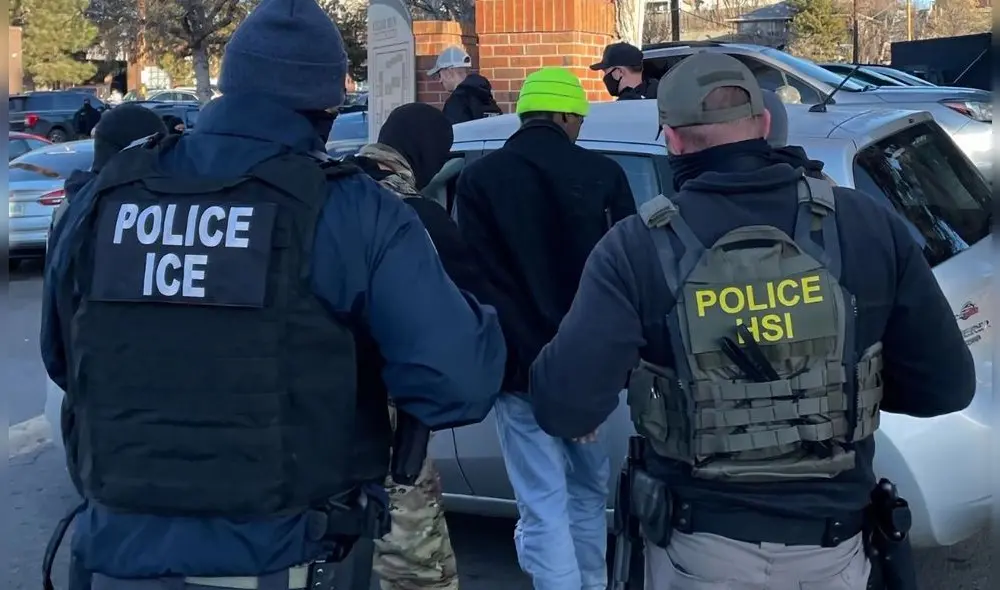 Cada agente de inmigración en Estados Unidos está debidamente uniformado e identificado. Foto: ICE