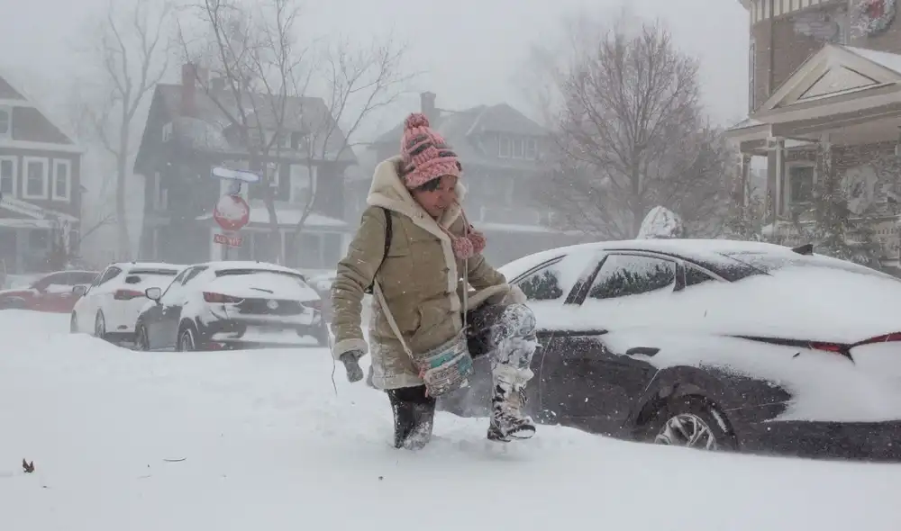 Una fuerte ola de invierno ataca a Estados Unidos. Este precedente es histórico en dicho país. Foto: Univision Una fuerte ola de invierno ataca a Estados Unidos. Este precedente es histórico en dicho país. Foto: Univision