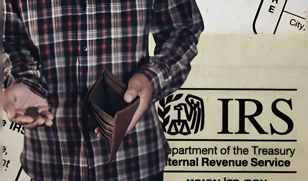 Senadores de Estados Unidos aseguran que los despidos del IRS podrían afectar los procesos fiscales. Foto: Composición LR/CBS News/Freepik