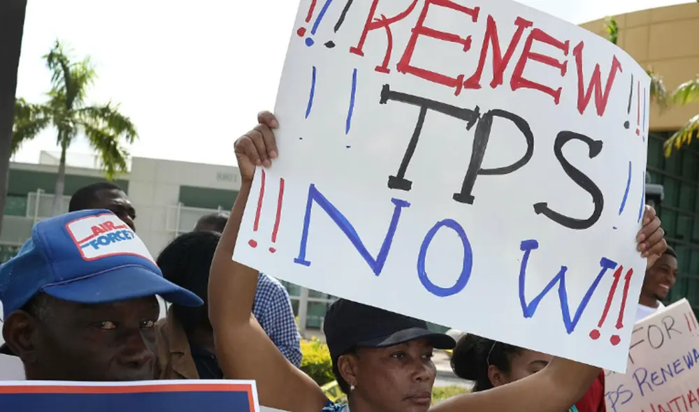 El Estatus de Protección Temporal (TPS) permite a ciertos ciudadanos residir y trabajar legalmente en Estados Unidos. Foto: Alberto News El Estatus de Protección Temporal (TPS) permite a ciertos ciudadanos residir y trabajar legalmente en Estados Unidos. Foto: Alberto News