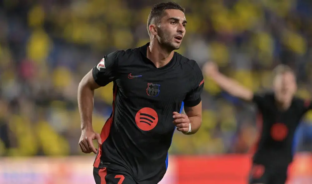 Barcelona volvió a ser líder de LaLiga de España tras triunfo del Atlético de Madrid. Foto: AFP Barcelona volvió a ser líder de LaLiga de España tras triunfo del Atlético de Madrid. Foto: AFP