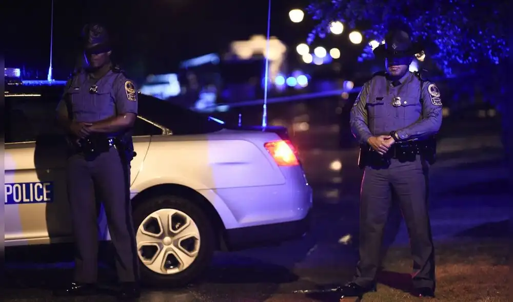 Policía falleció durante tiroteo en el estado de Virginia, mientras que su compañero resultó herido. Foto: La Opinión