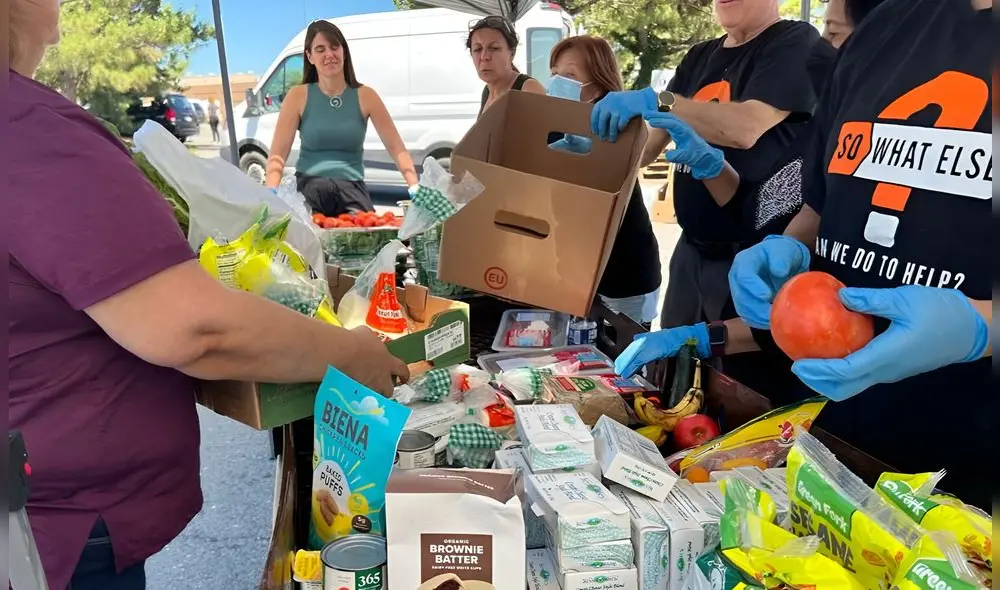 Inmigrantes en Estados Unidos podrán recibir despensa de alimentos. Foto: Univision