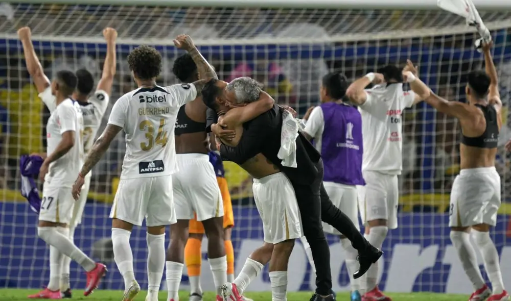 Alianza Lima perdió 2 a 1 con Boca Juniors en los 90 minutos, lo que llevó a que el partido se definiera por penales. Foto: Copa Libertadores