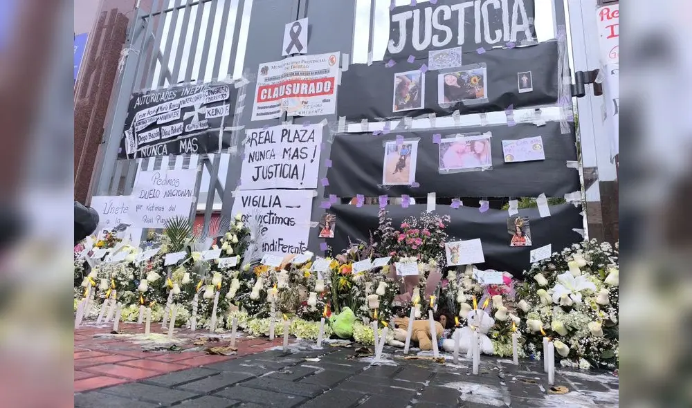 Arzobispo de Trujillo solicitó que se tomen las medidas necesarias para investigar el accidente en Real Plaza. Foto: LR Arzobispo de Trujillo solicitó que se tomen las medidas necesarias para investigar el accidente en Real Plaza. Foto: LR