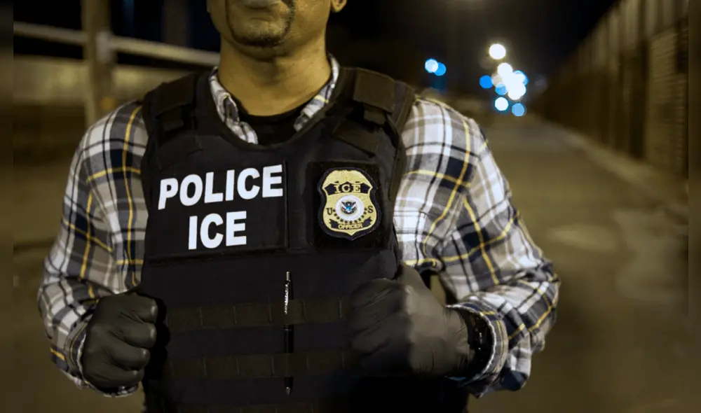 Violento arresto en Los Ángeles: hombre ataca y muerde a un agente de ICE en medio de una detención. Foto: Getty Images