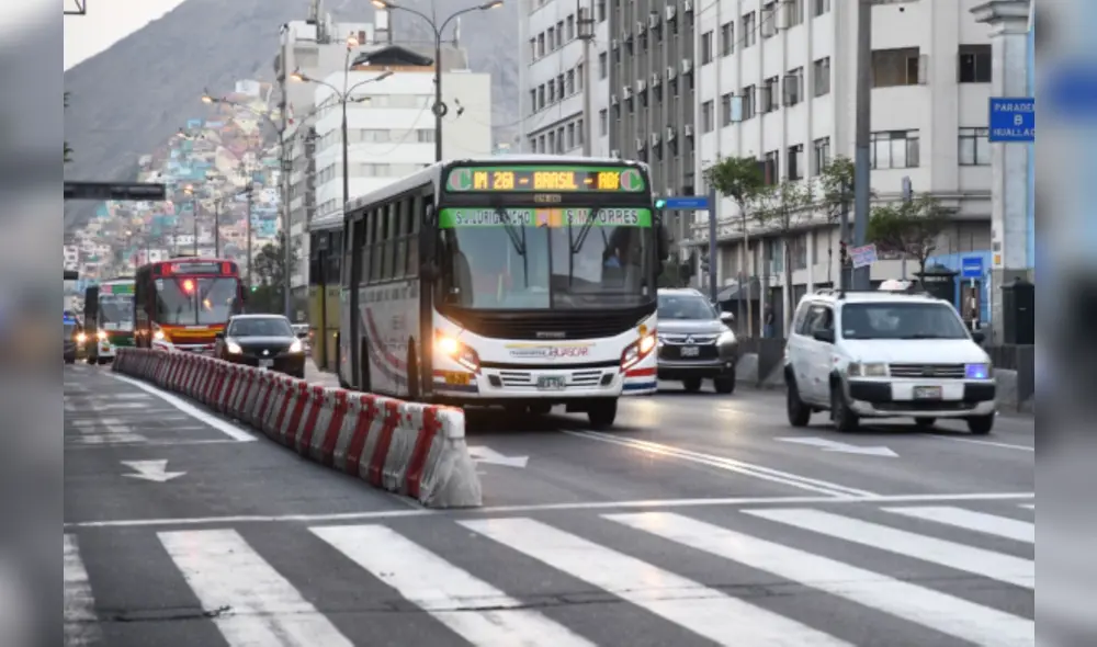 Los transportistas pueden acceder a este beneficio a través de la plataforma de la ATU. Foto: andina/referencial Los transportistas pueden acceder a este beneficio a través de la plataforma de la ATU. Foto: andina/referencial