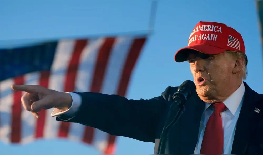 En casi 250 años desde la fundación de Estados Unidos, nunca se había declarado un idioma oficial. Foto: AP.