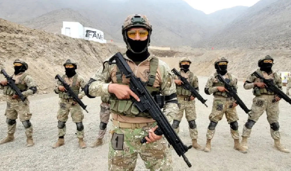 Cuestionamiento. Mediante un contrato bajo sospecha, FAME le vendió al Ejército 10.000 fusiles Arad 7 de IWI. Ahora abastecerá a la PNP. Foto: difusión