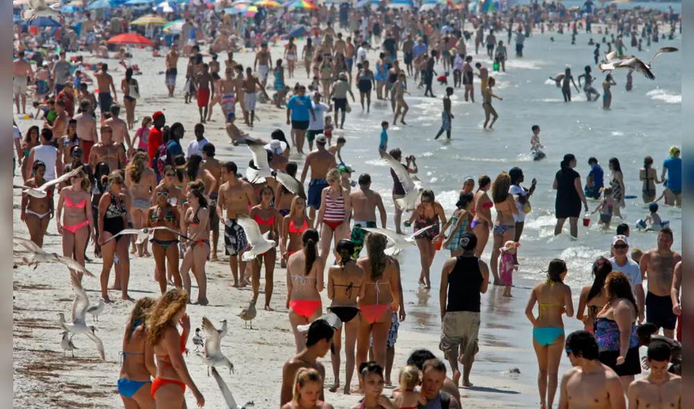 Miami Beach y la polémica sobre las restricciones sobre las conocidas vacaciones de primavera. Foto: Times Miami Beach y la polémica sobre las restricciones sobre las conocidas vacaciones de primavera. Foto: Times