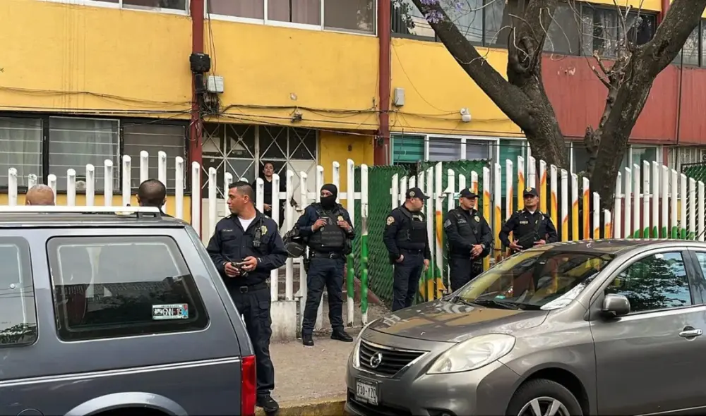 Vecinos alertaron a las autoridades tras escuchar las detonaciones del arma. Foto: composición LR / X