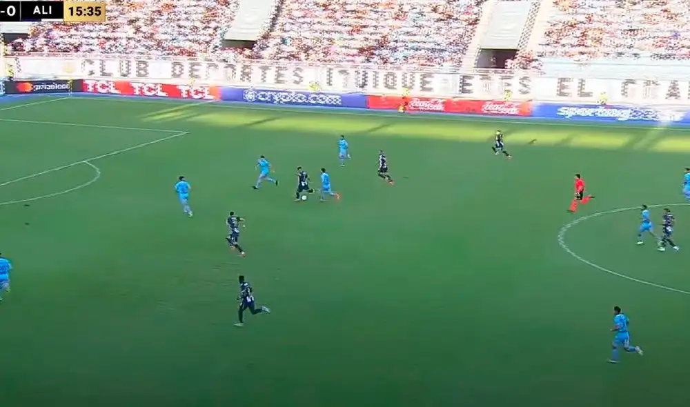 Carlos Zambrano es titular en el partido entre Alianza Lima y Deportes Iquique. Foto: captura/ESPN